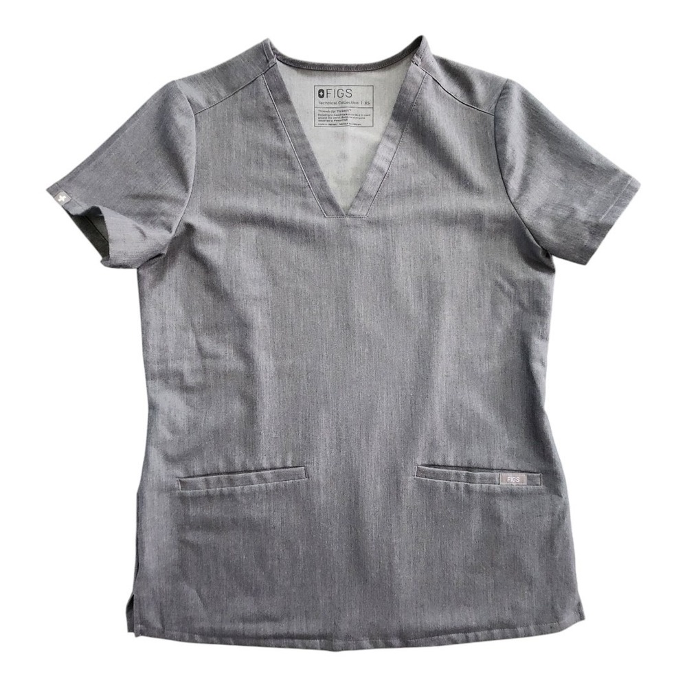 NWOT Figs Scrubs Casma Three-Pocket Scrub Top Graphite‎ Size XS PO 2453 FW1100